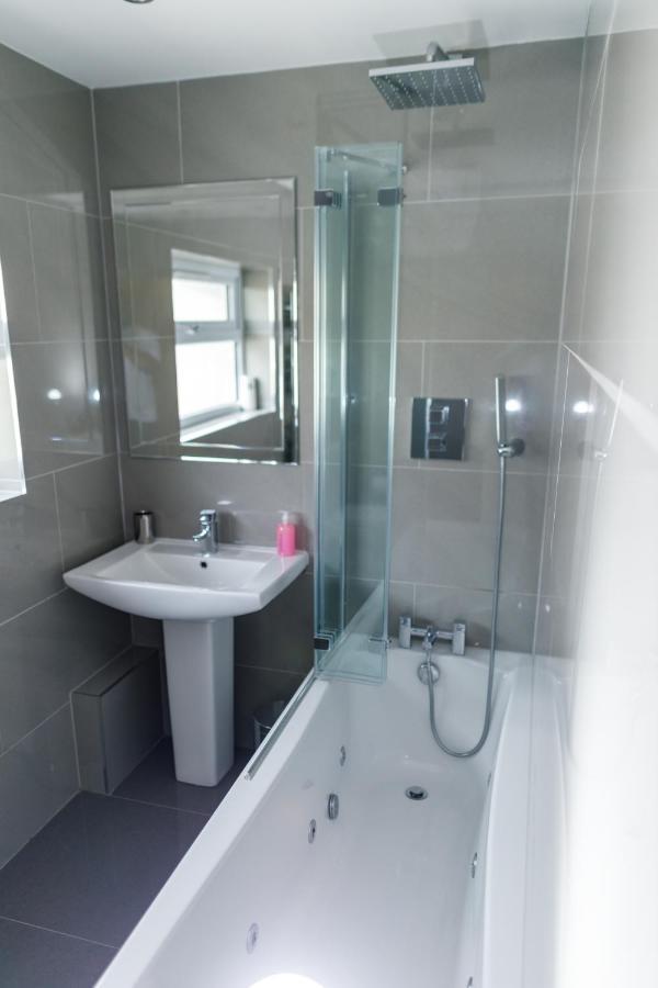 Apartamento Modern 4br In Windsor, Near Marina And Thames Windsor