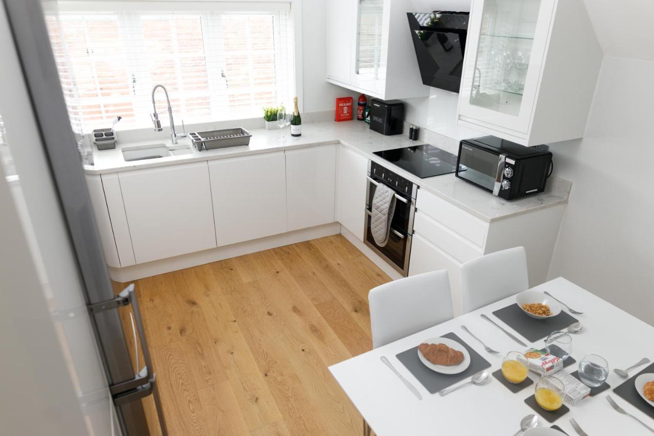 Apartamento Modern 4br In Windsor, Near Marina And Thames