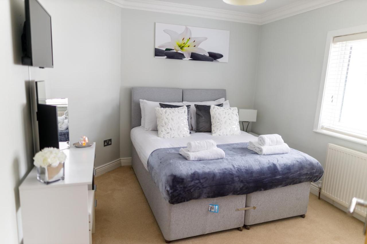 Apartamento Modern 4br In Windsor, Near Marina And Thames