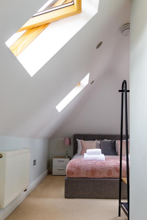 Apartamento Modern 4br In Windsor, Near Marina And Thames