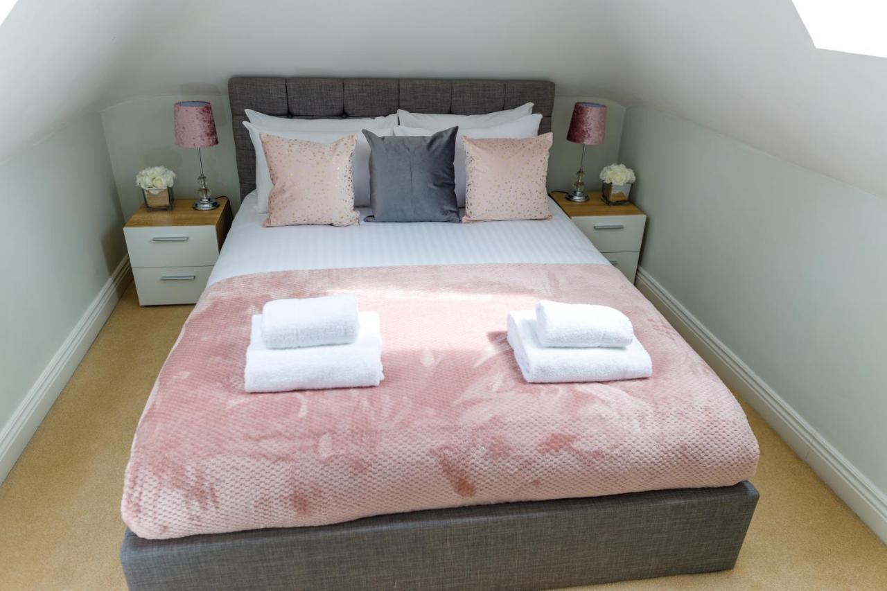 Apartamento Modern 4br In Windsor, Near Marina And Thames